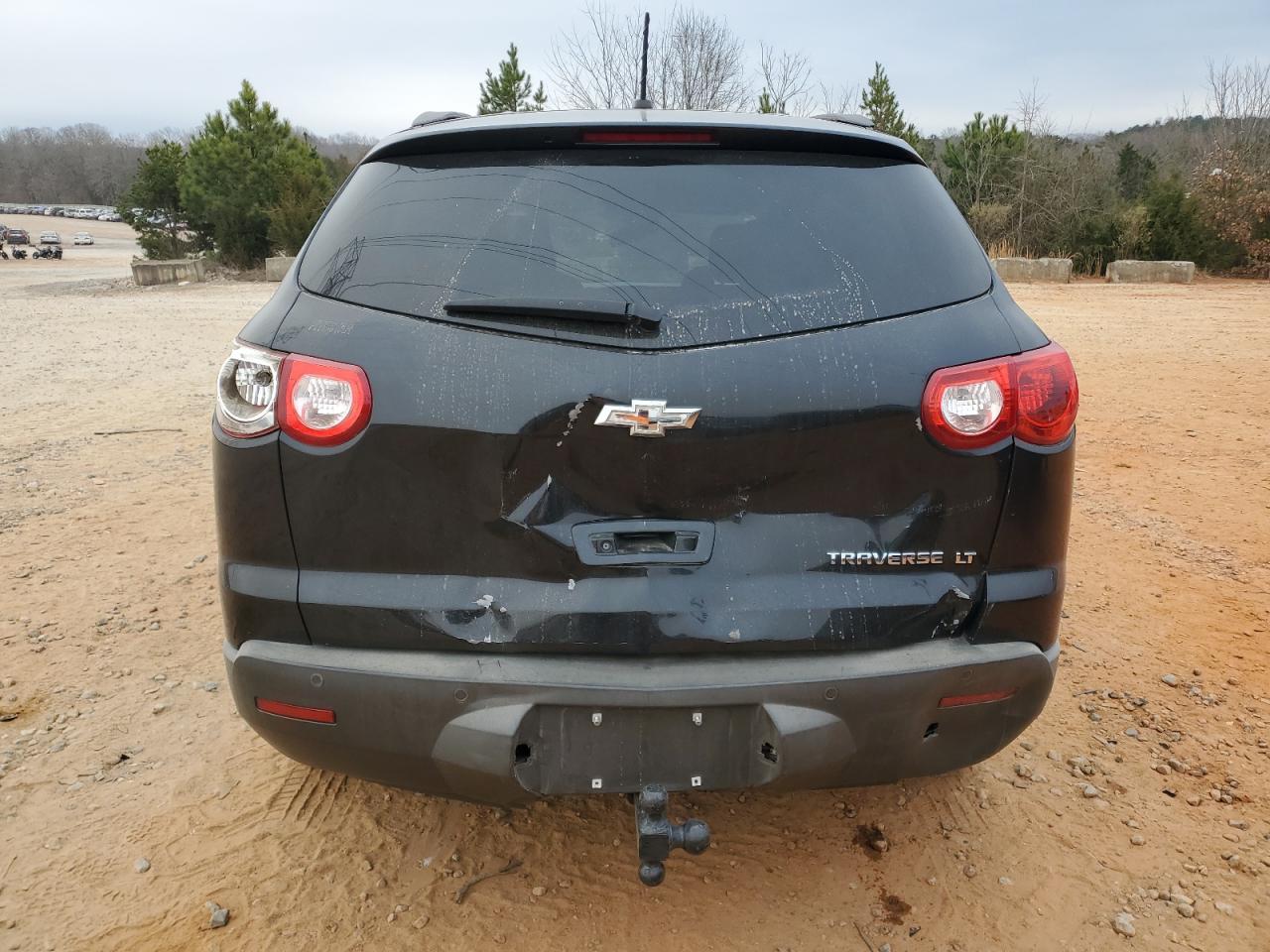 2011 Chevrolet Traverse - Image 6