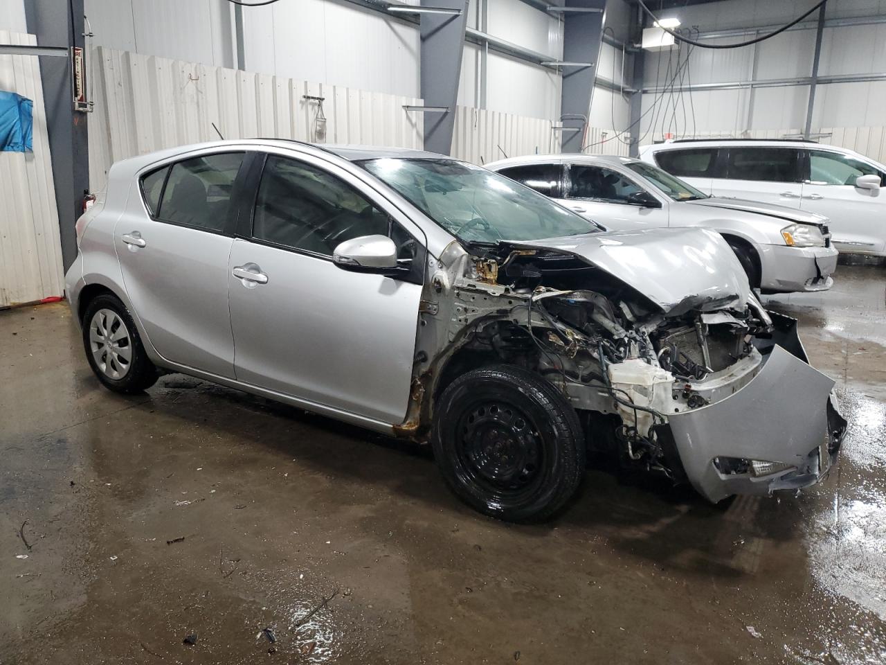 2014 Toyota Prius - Image 4