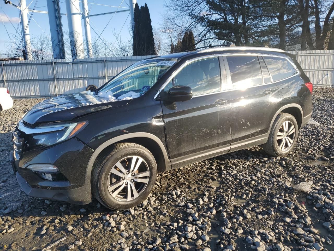 2017 Honda Pilot - Image 1