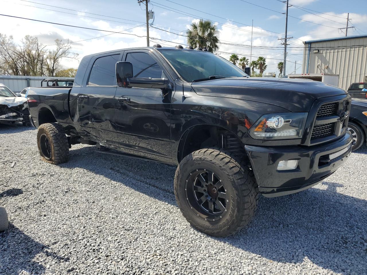 2016 RAM 2500 - Image 4