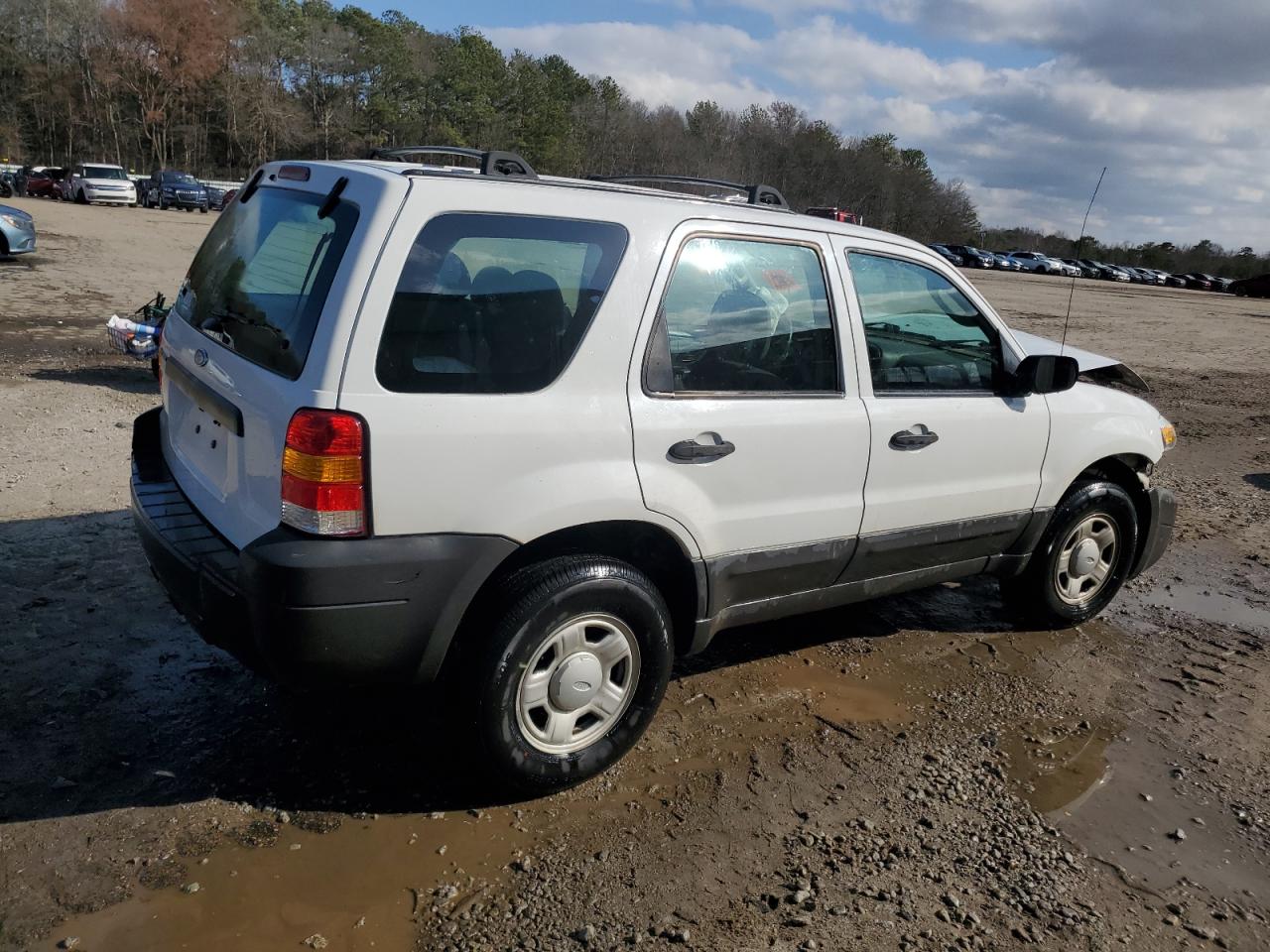 2006 Ford Escape - Image 3