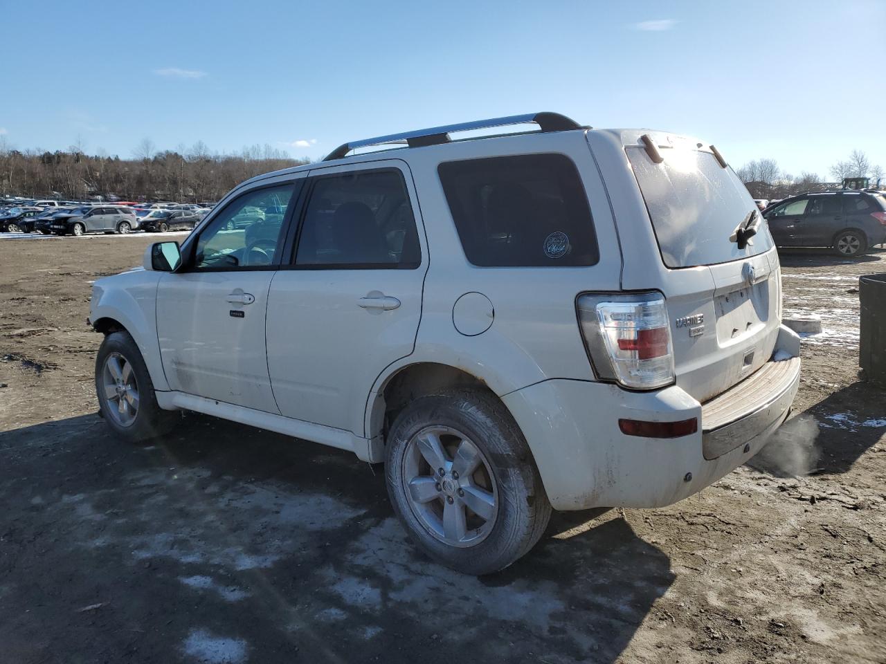 2011 Mercury Mariner - Image 2
