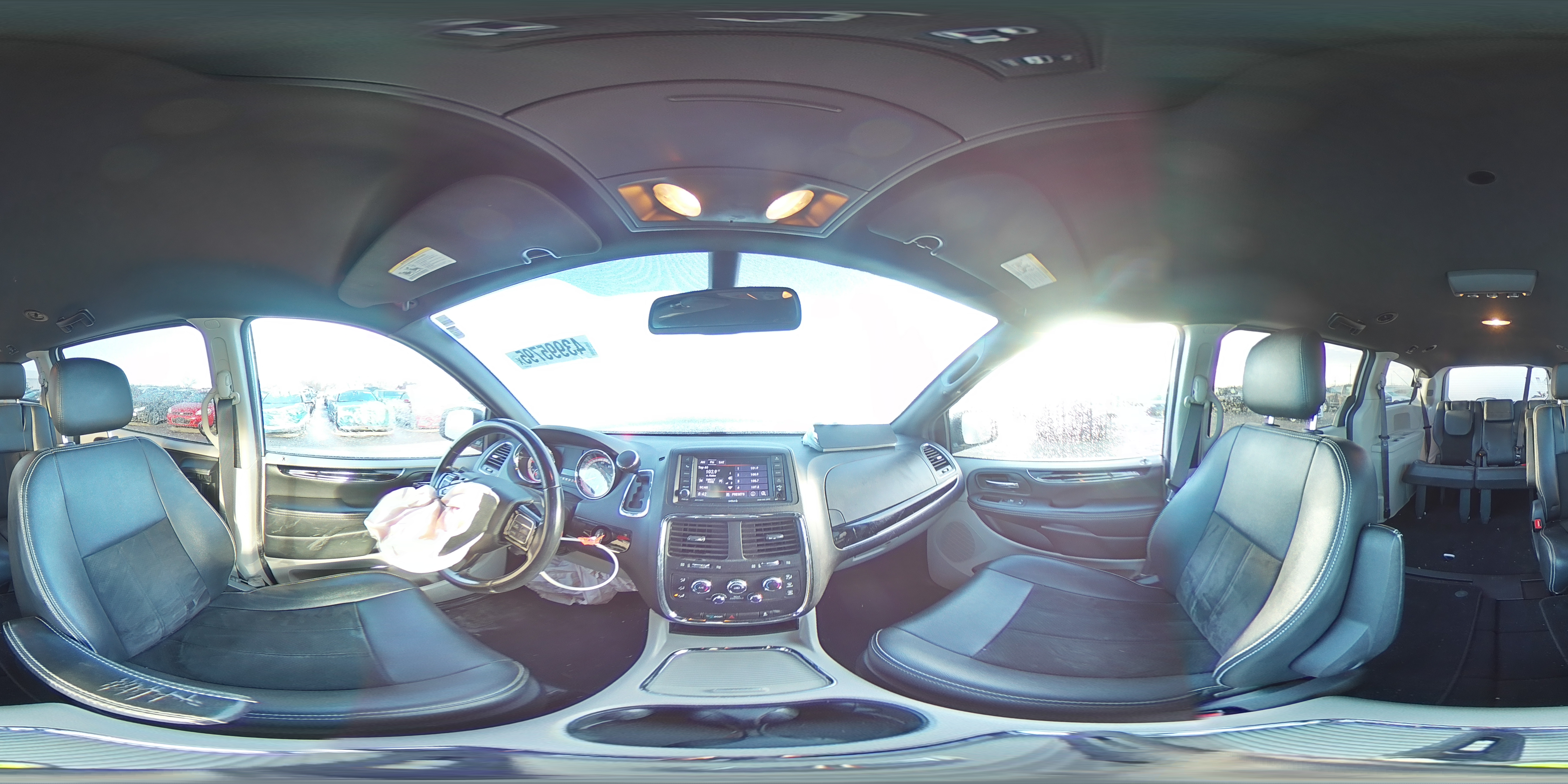 2019 Dodge Caravan - Image 14