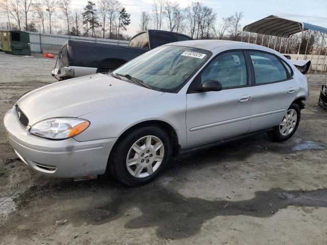 2005 Ford Taurus Se
