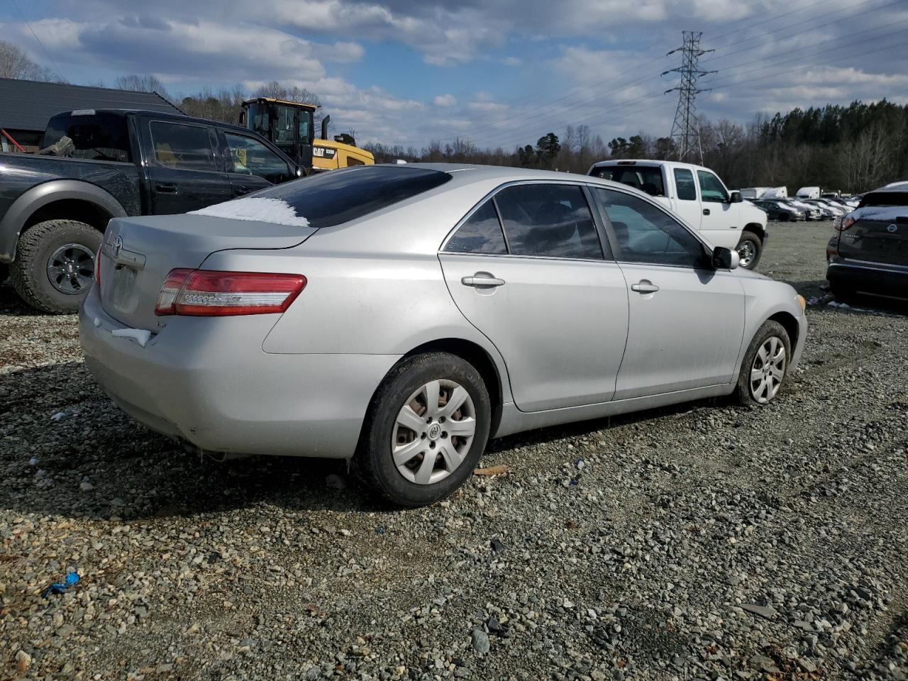 2011 Toyota Camry - Image 3