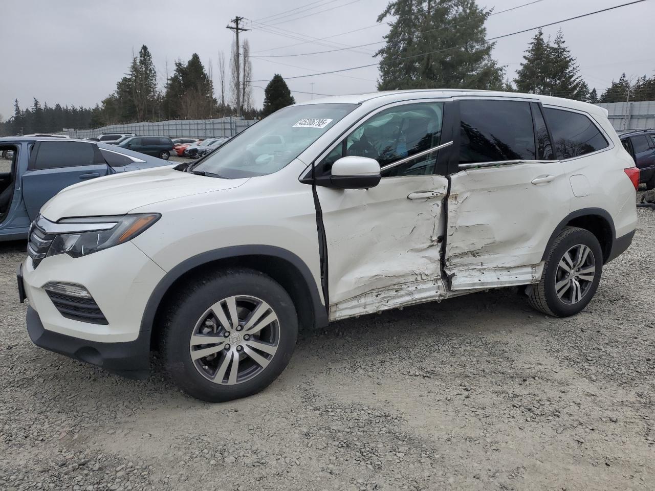 2017 Honda Pilot - Image 1