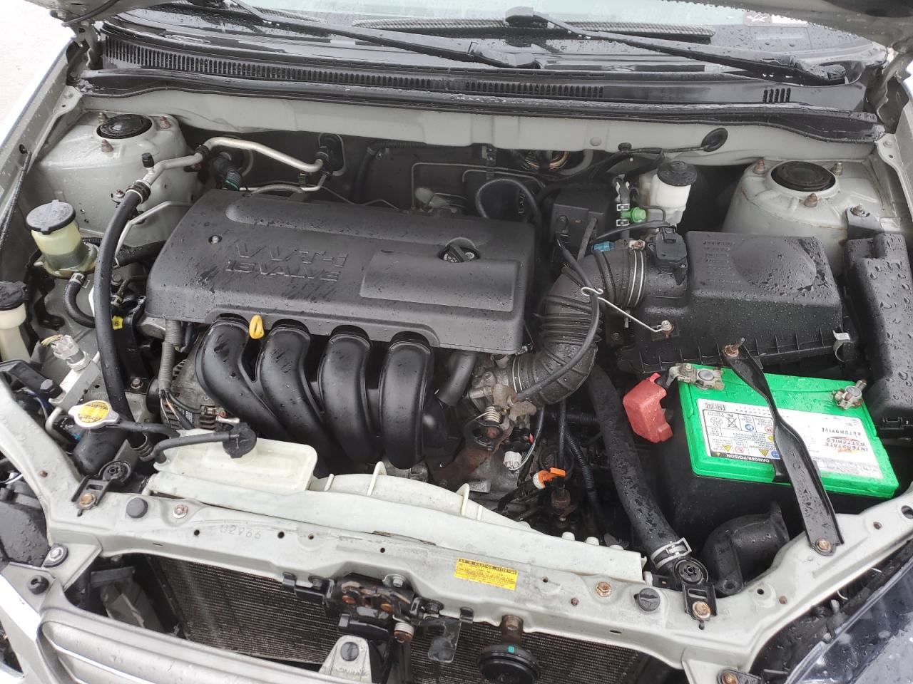 2004 Toyota Corolla - Image 12