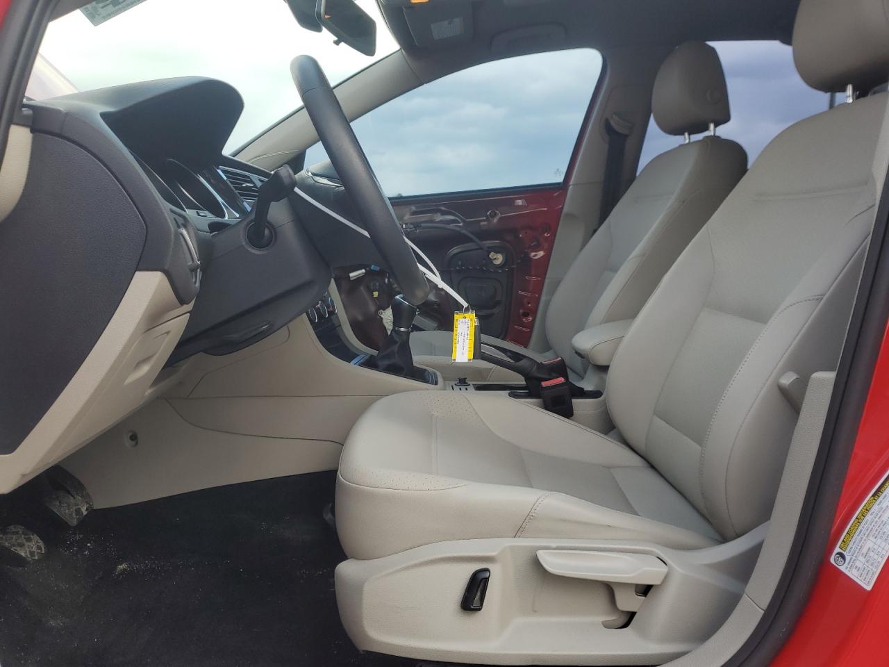 2018 Volkswagen Golf - Image 7
