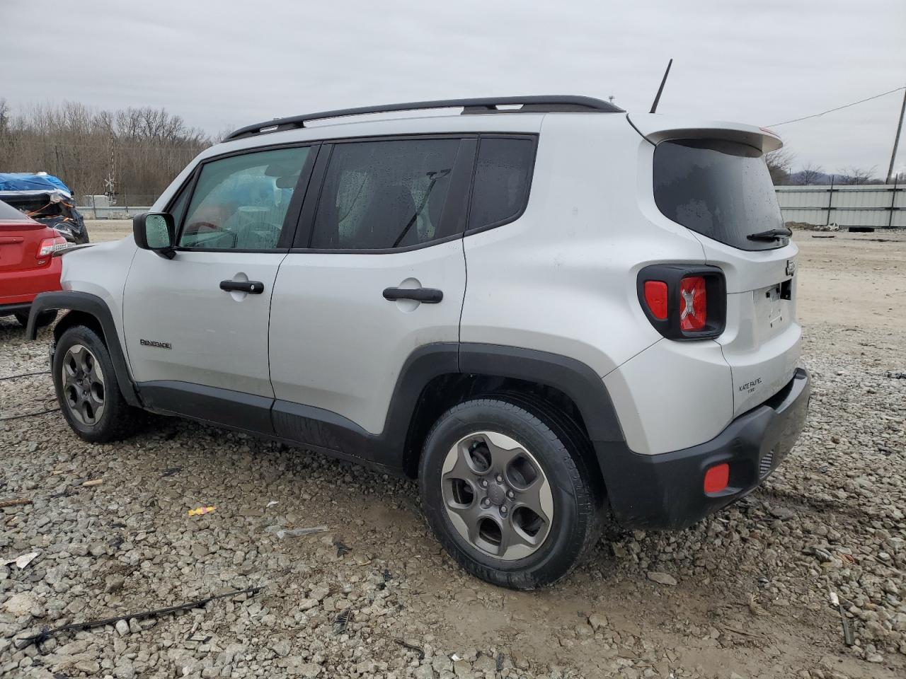 2017 Jeep Renegade - Image 2