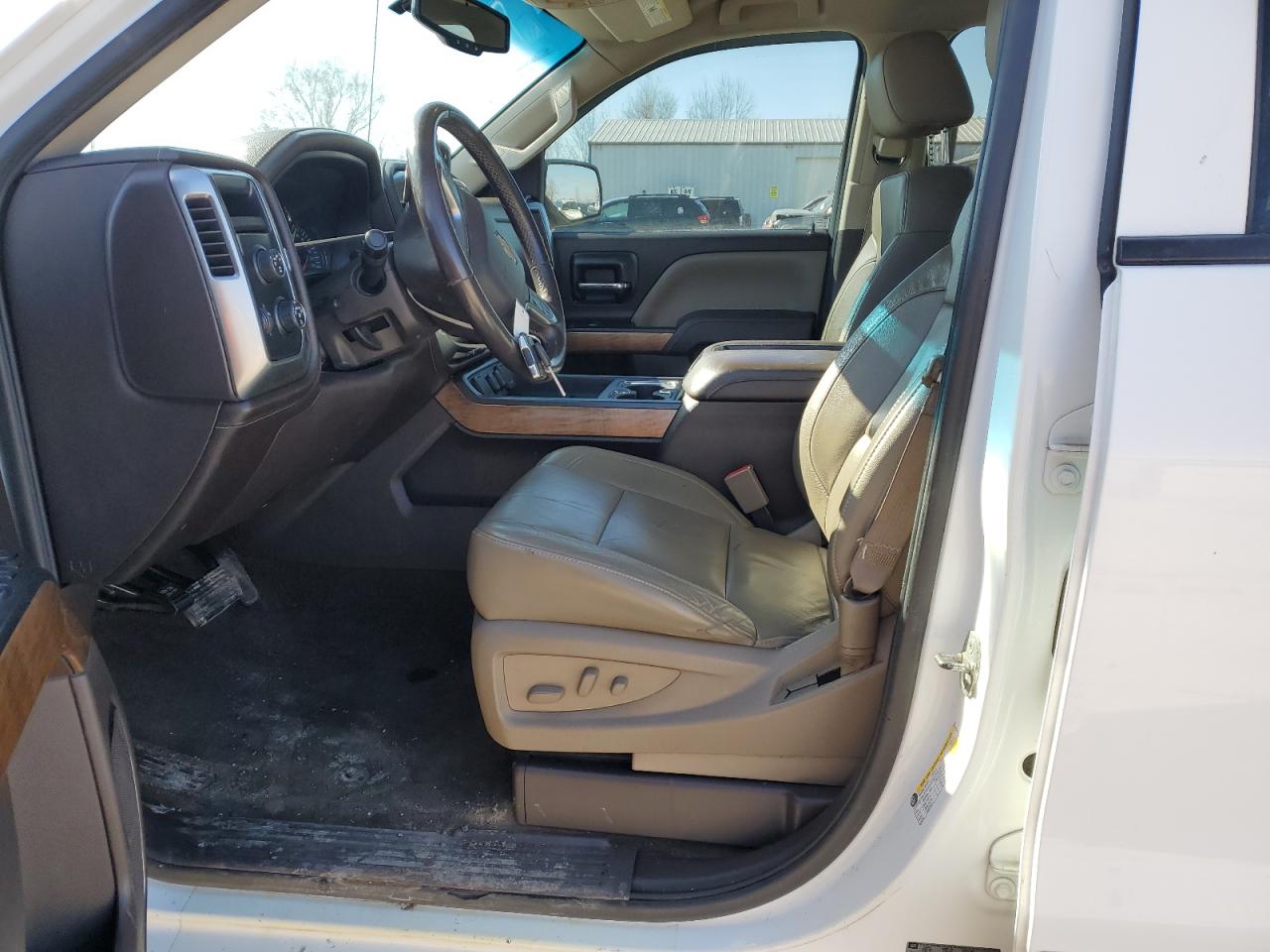 2014 Chevrolet Silverado - Image 7