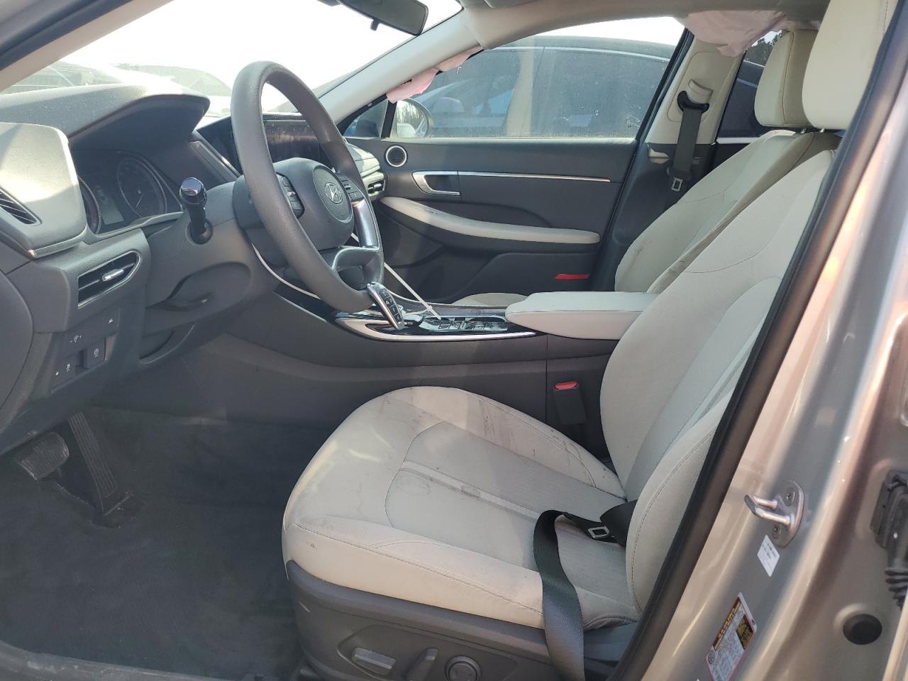 2023 Hyundai Sonata - Image 7