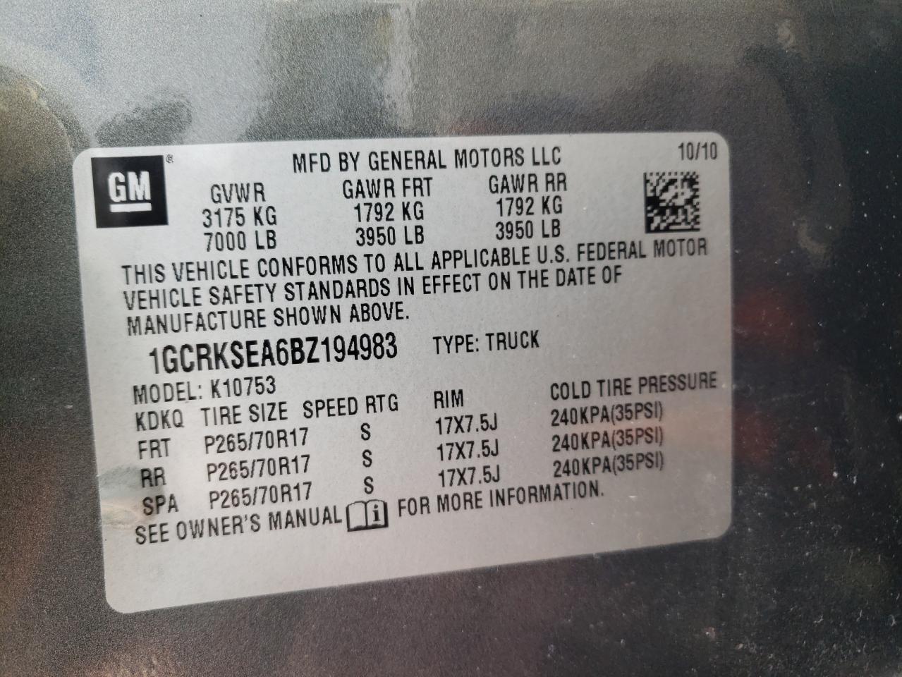 2011 Chevrolet Silverado - Image 12