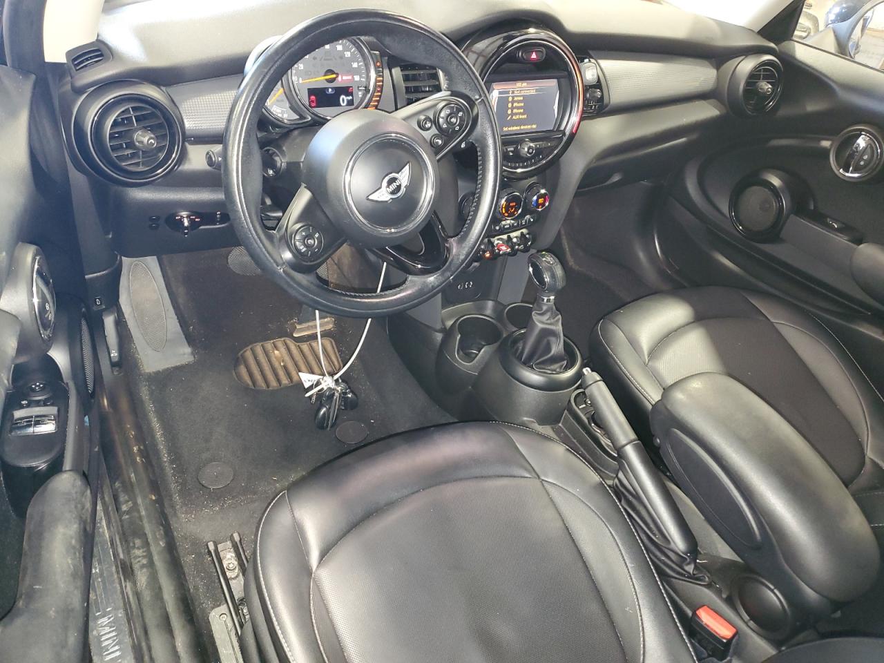 2017 MINI Cooper - Image 8
