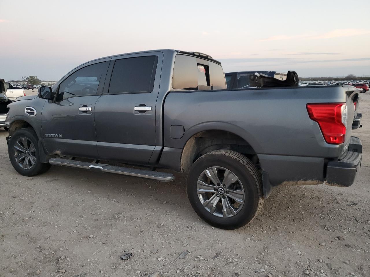 2017 Nissan Titan - Image 2