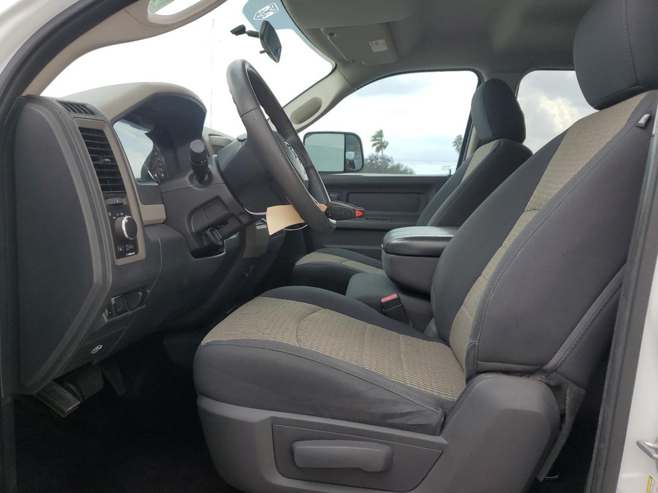 2012 Dodge RAM - Image 7