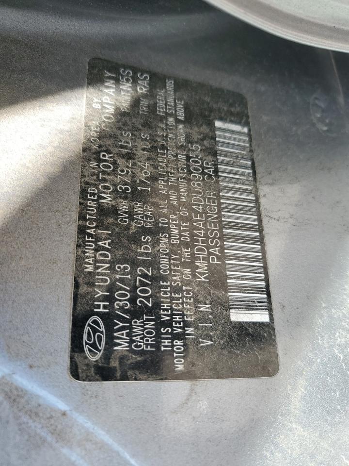 2013 Hyundai Elantra - Image 12