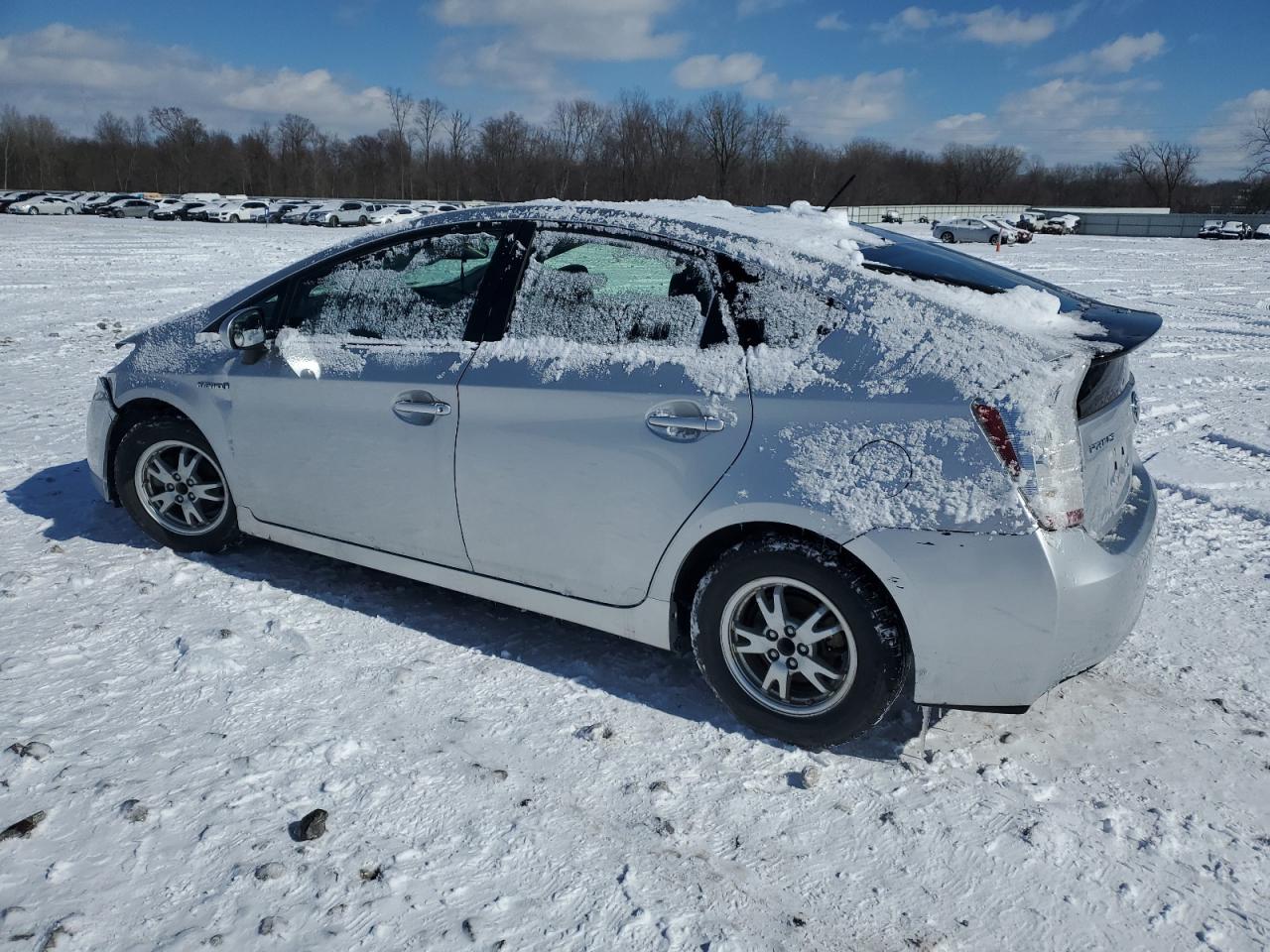 2011 Toyota Prius - Image 2