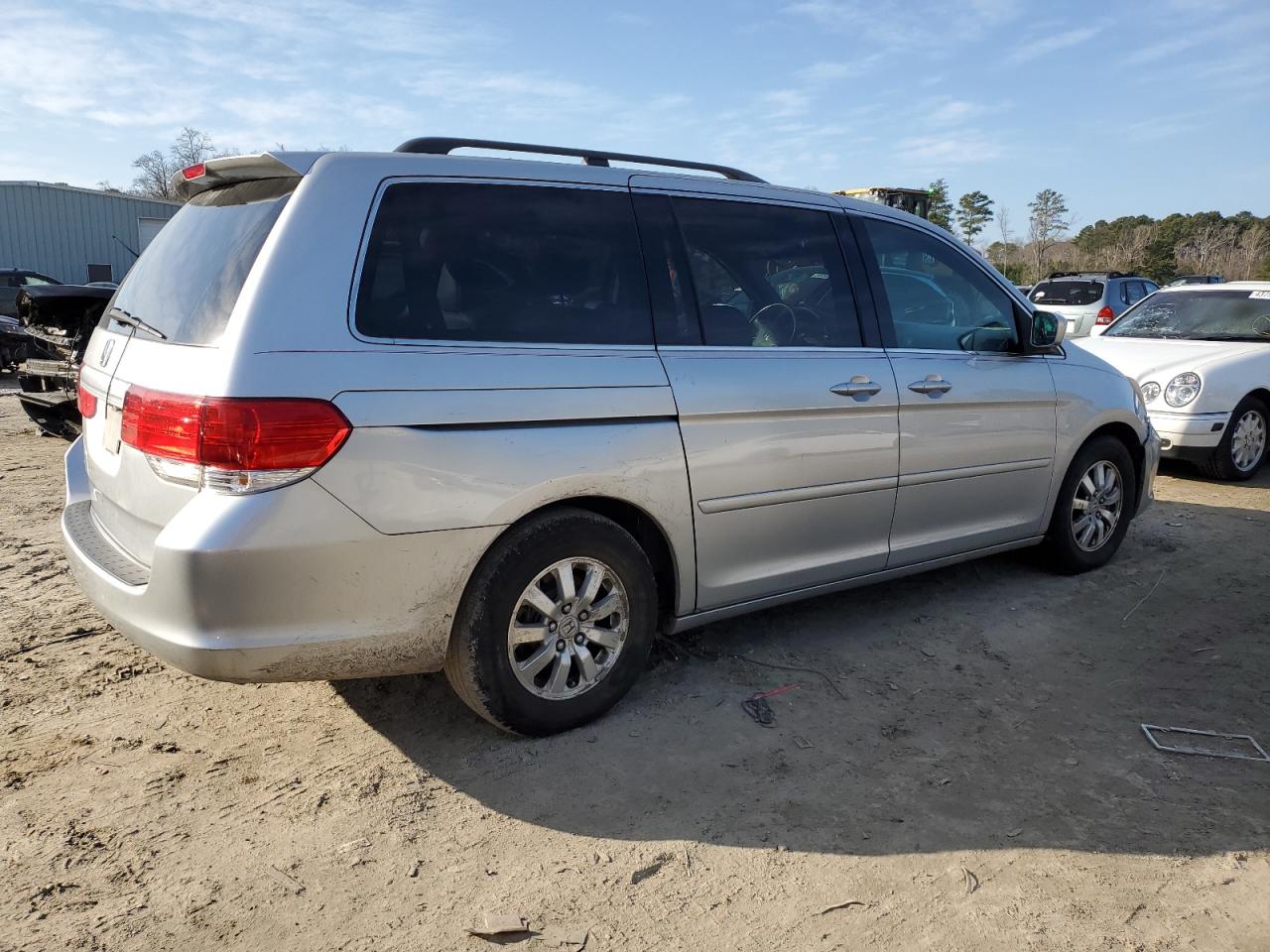 2010 Honda Odyssey - Image 3