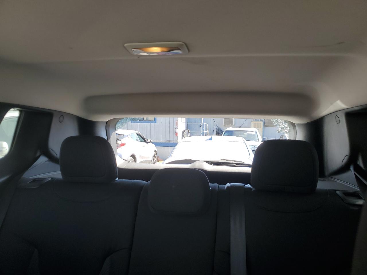 2015 Jeep Renegade - Image 10