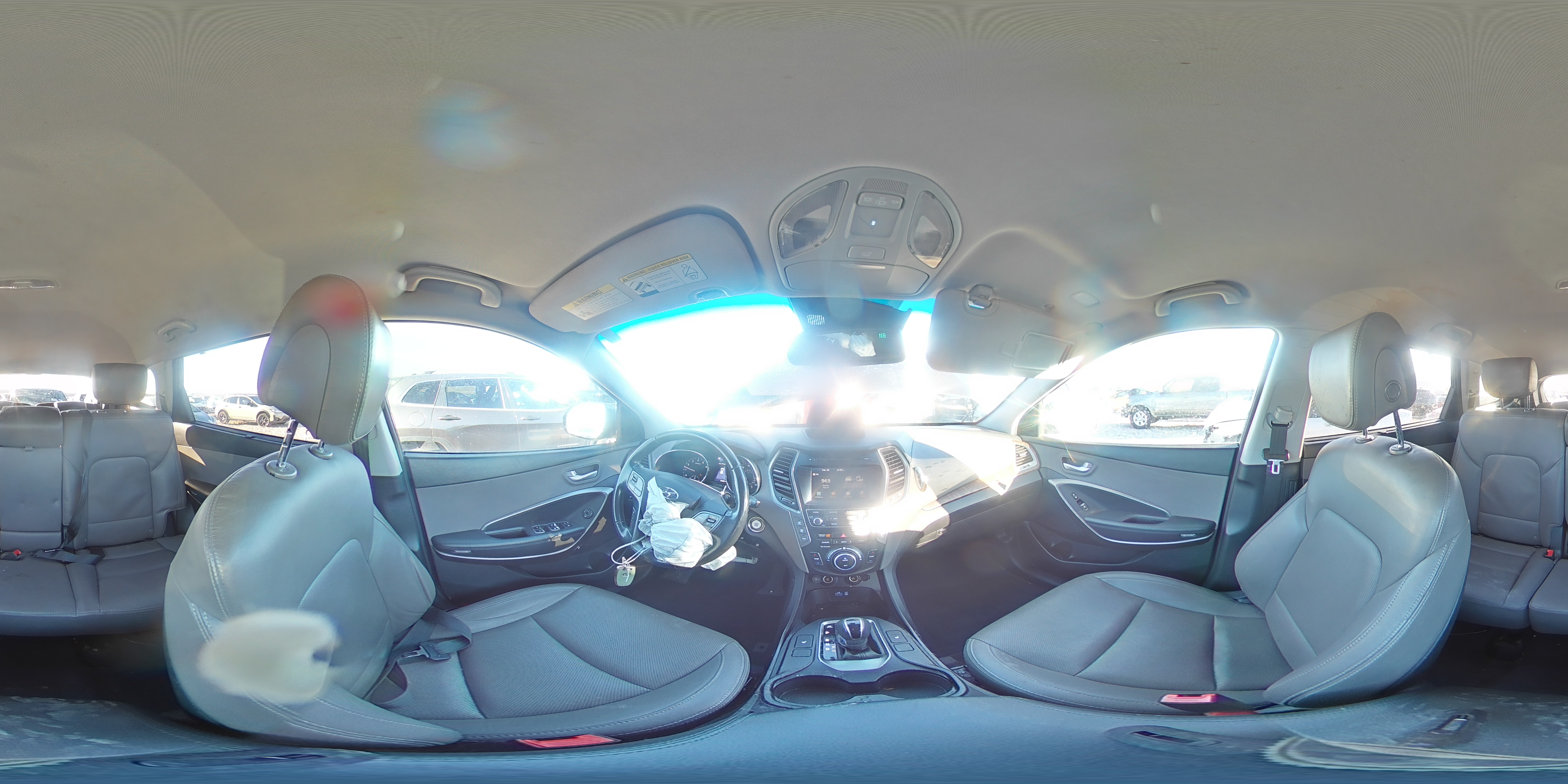 2017 Hyundai Santa Fe - Image 14