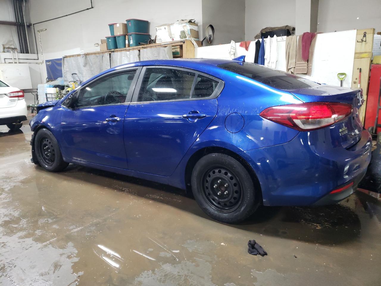 2017 Kia Forte - Image 2