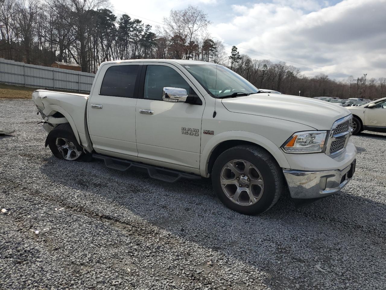 2017 RAM 1500 - Image 4