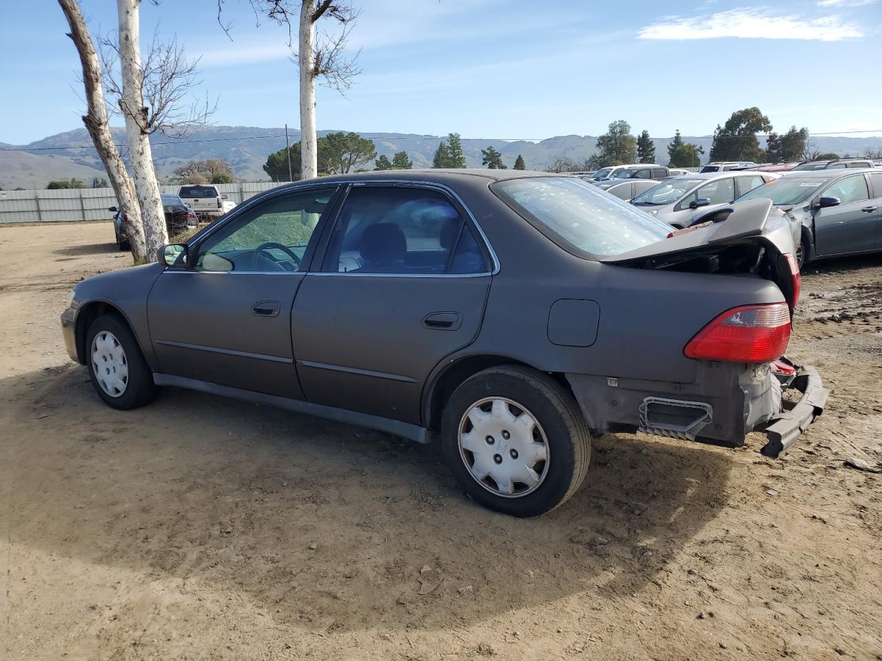 1998 Honda Accord - Image 2