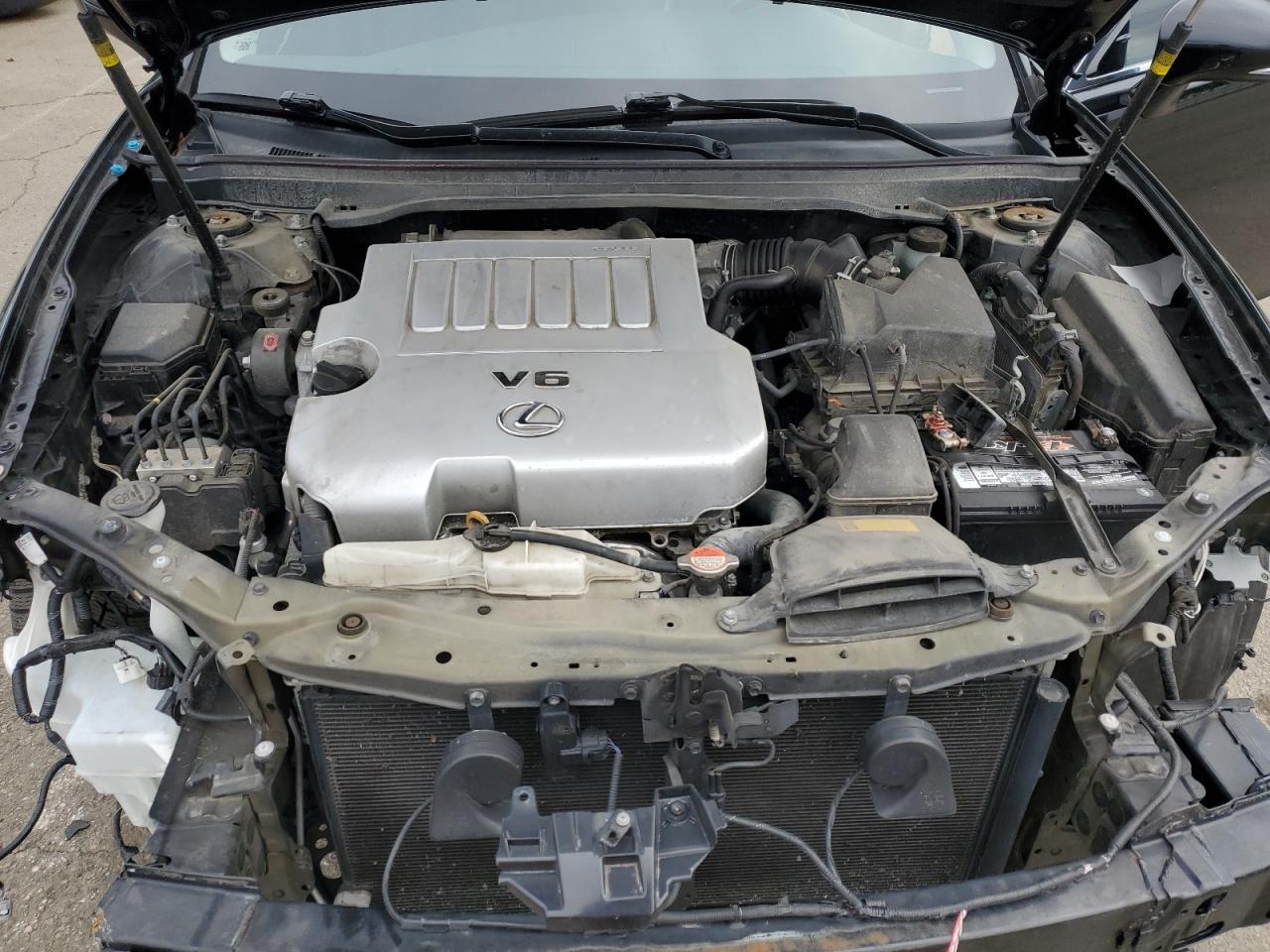 2016 Lexus ES - Image 11