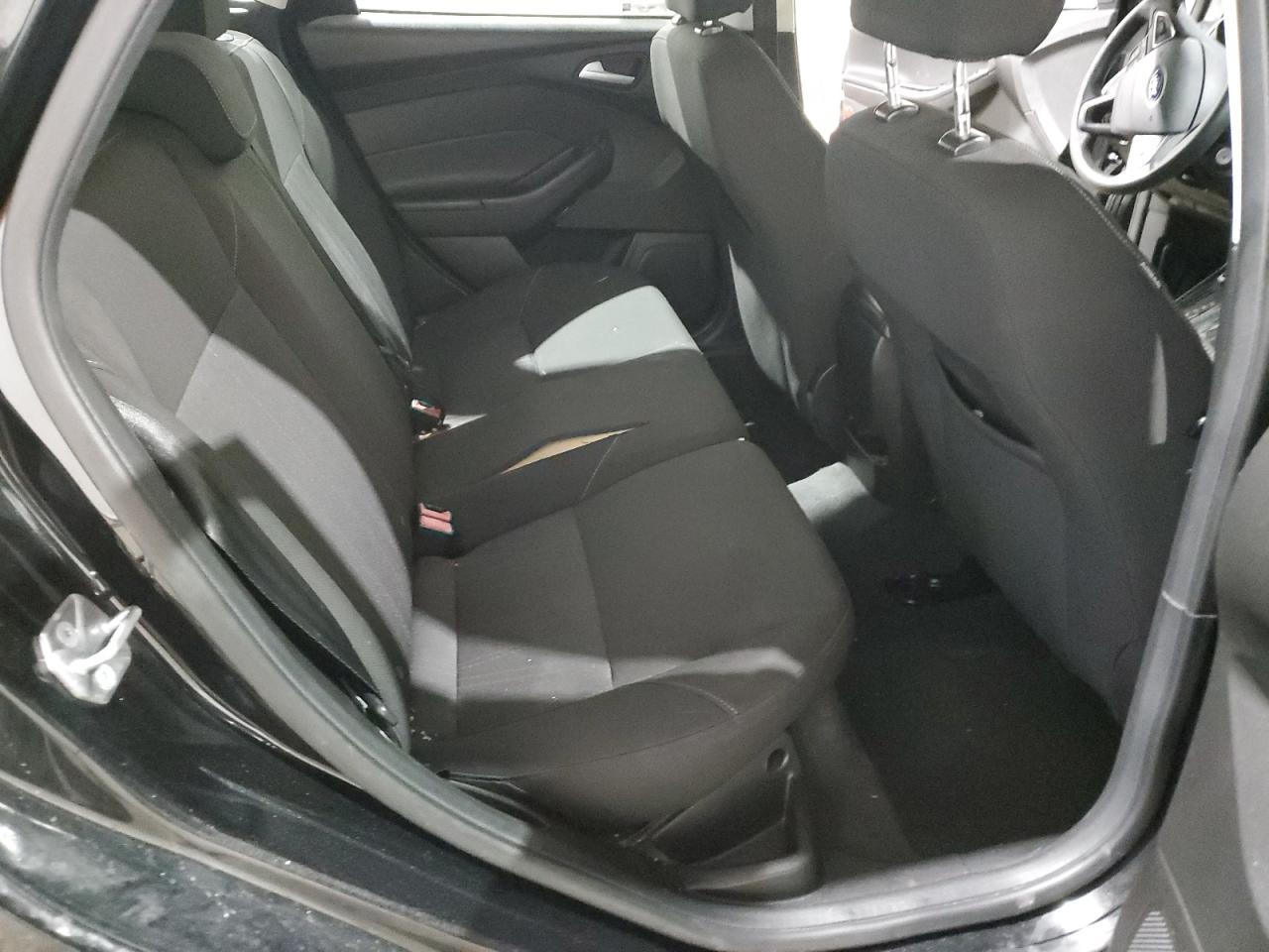 2015 Ford Focus - Image 10