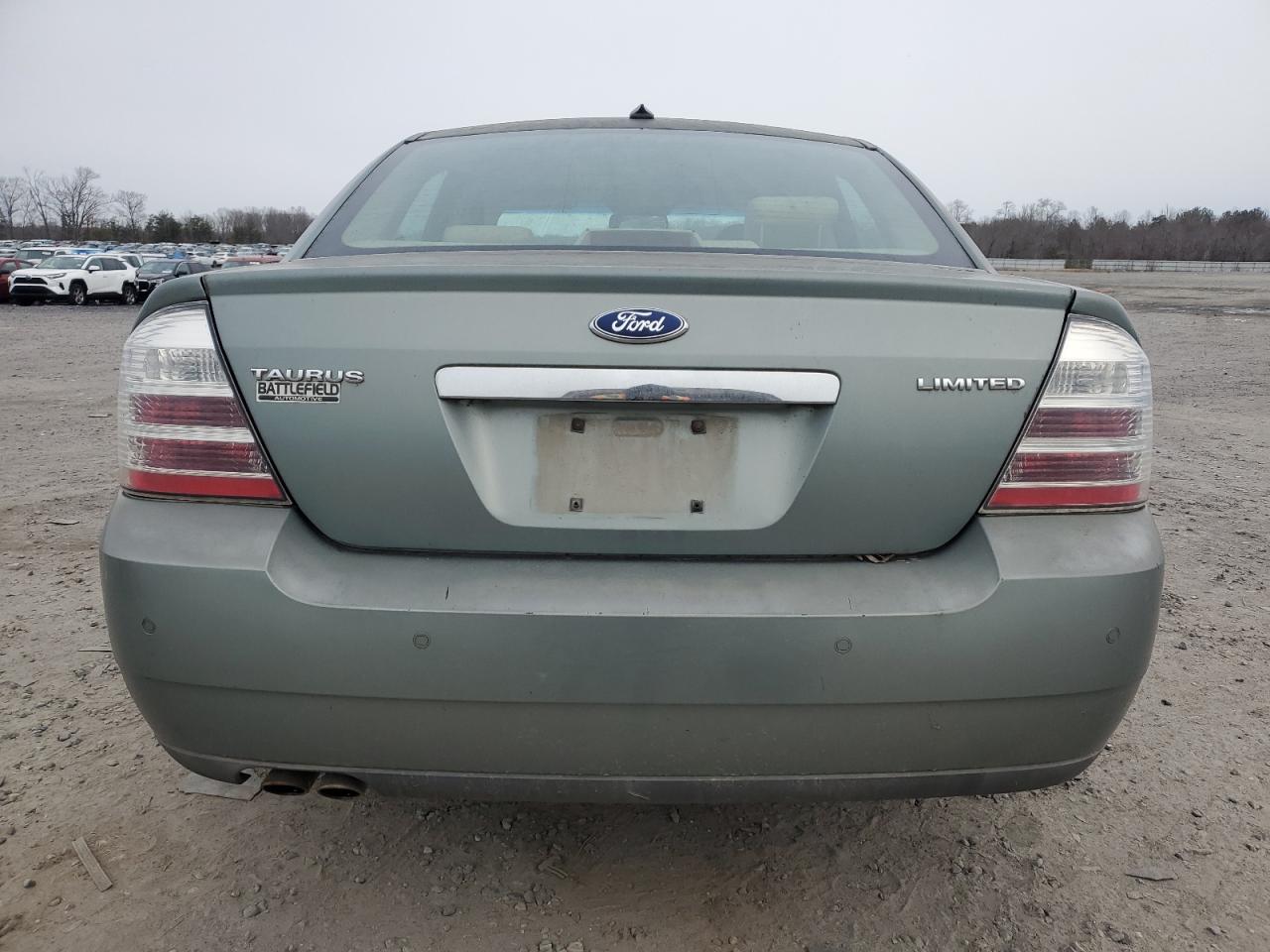2008 Ford Taurus - Image 6