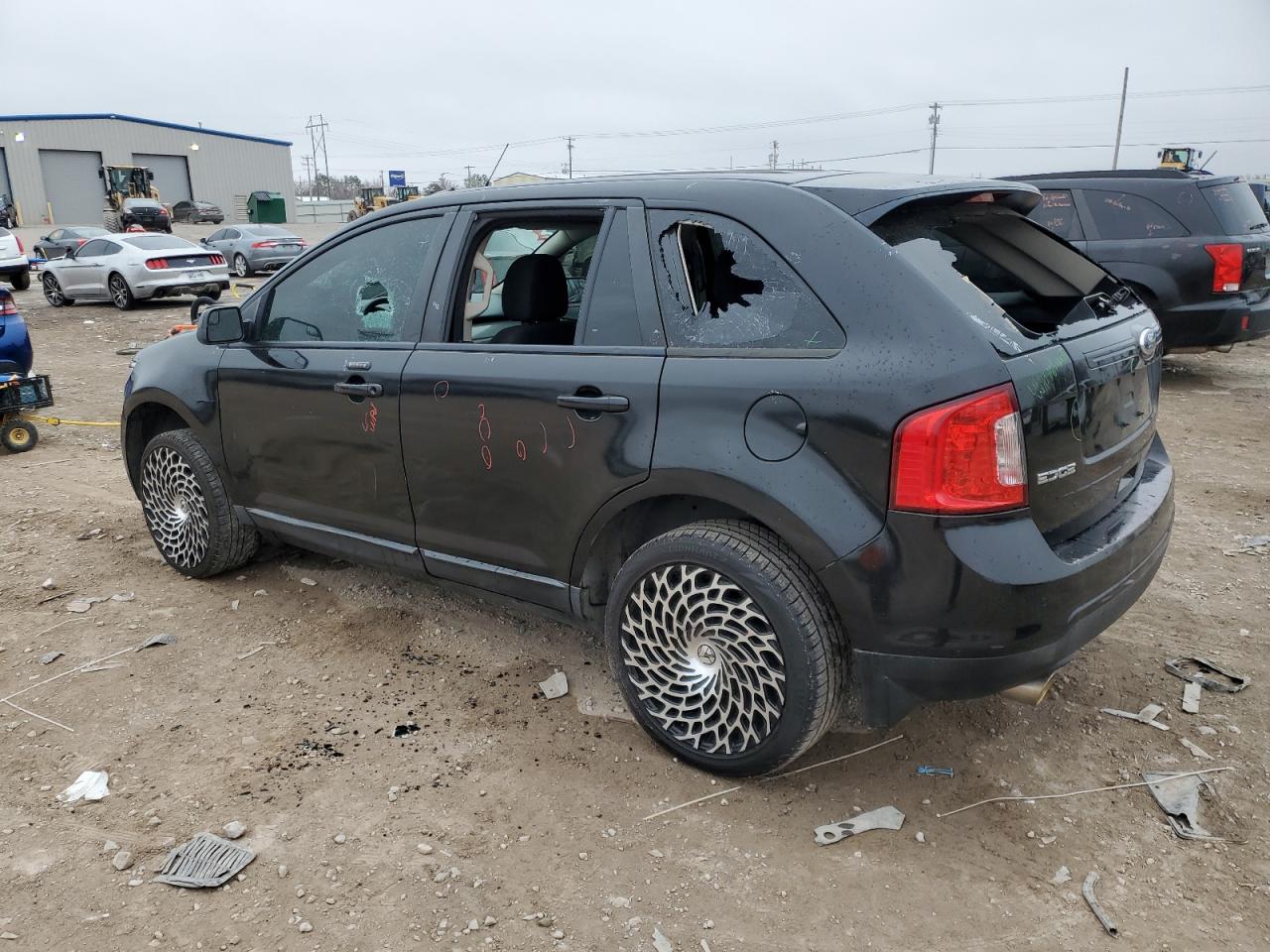 2012 Ford Edge - Image 2
