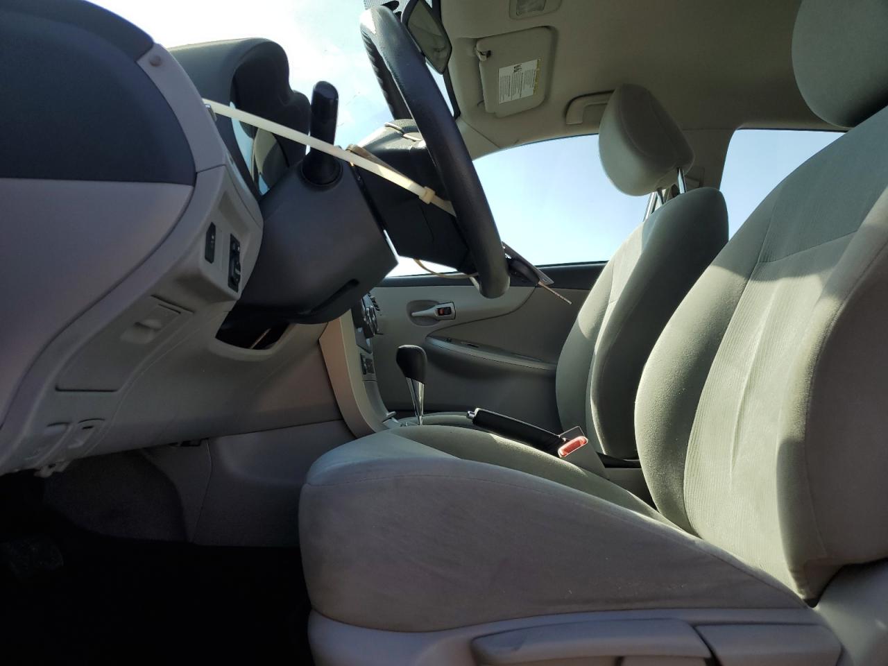 2012 Toyota Corolla - Image 7
