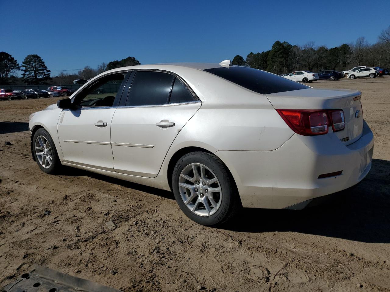 2014 Chevrolet Malibu - Image 2