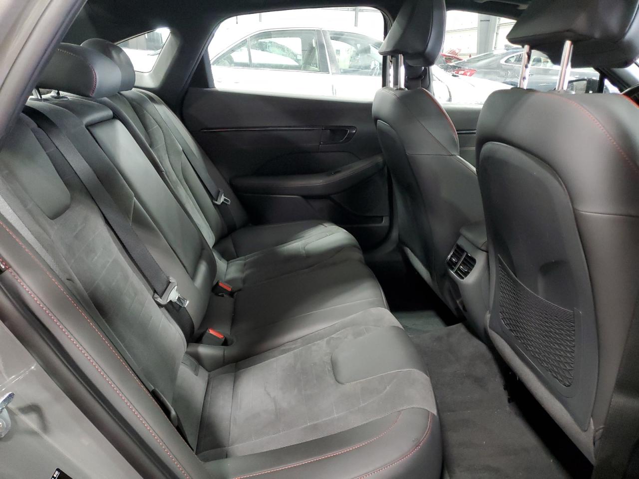 2022 Hyundai Sonata - Image 10