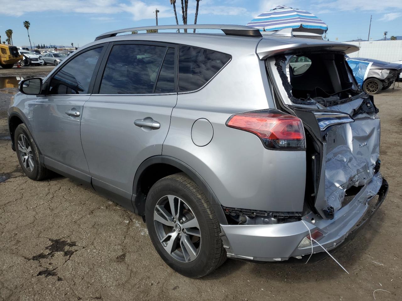 2017 Toyota RAV 4 - Image 2