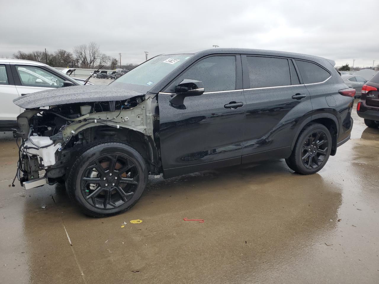 2024 Toyota Highlander - Image 1