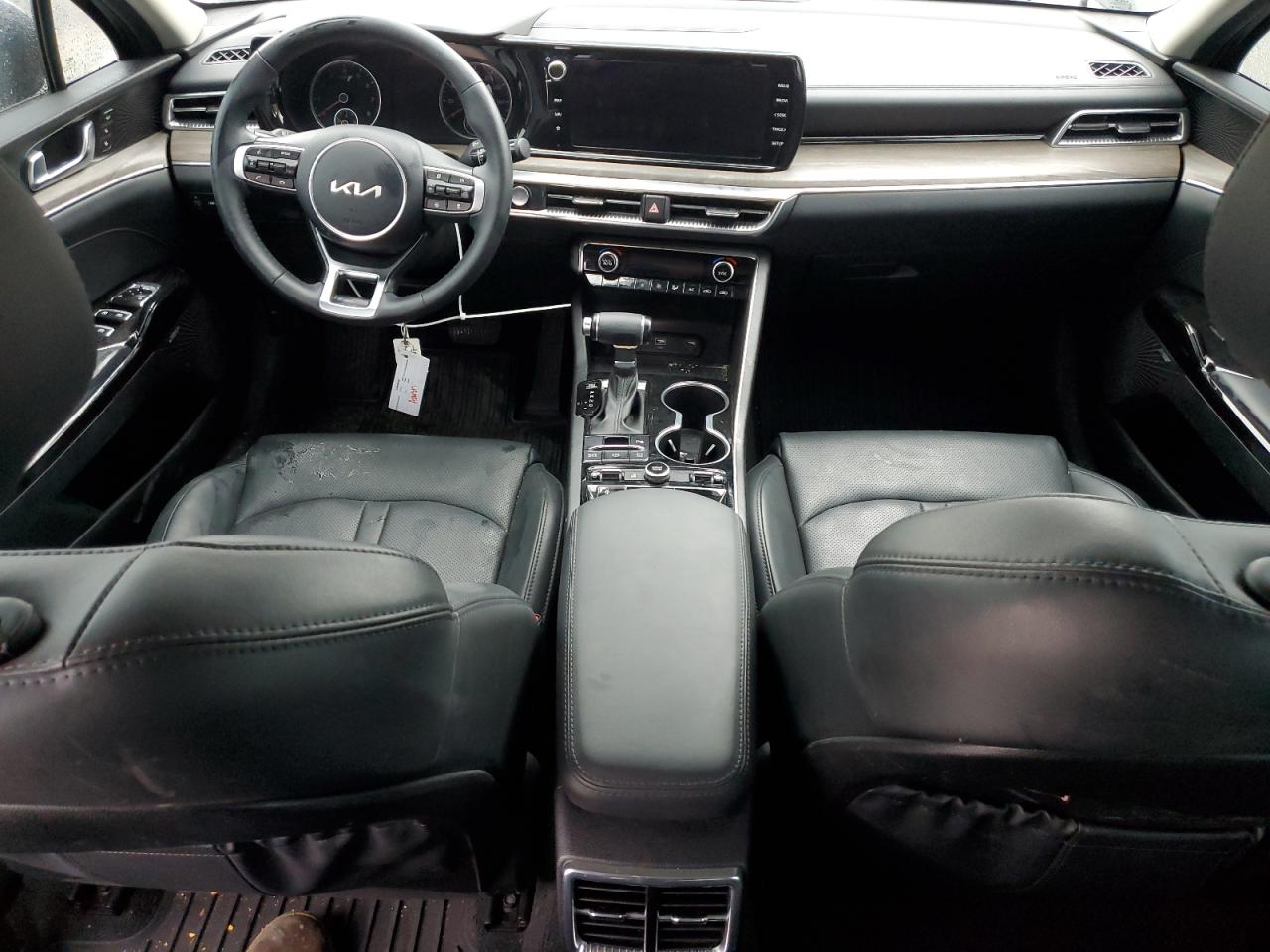 2024 Kia K5 - Image 8