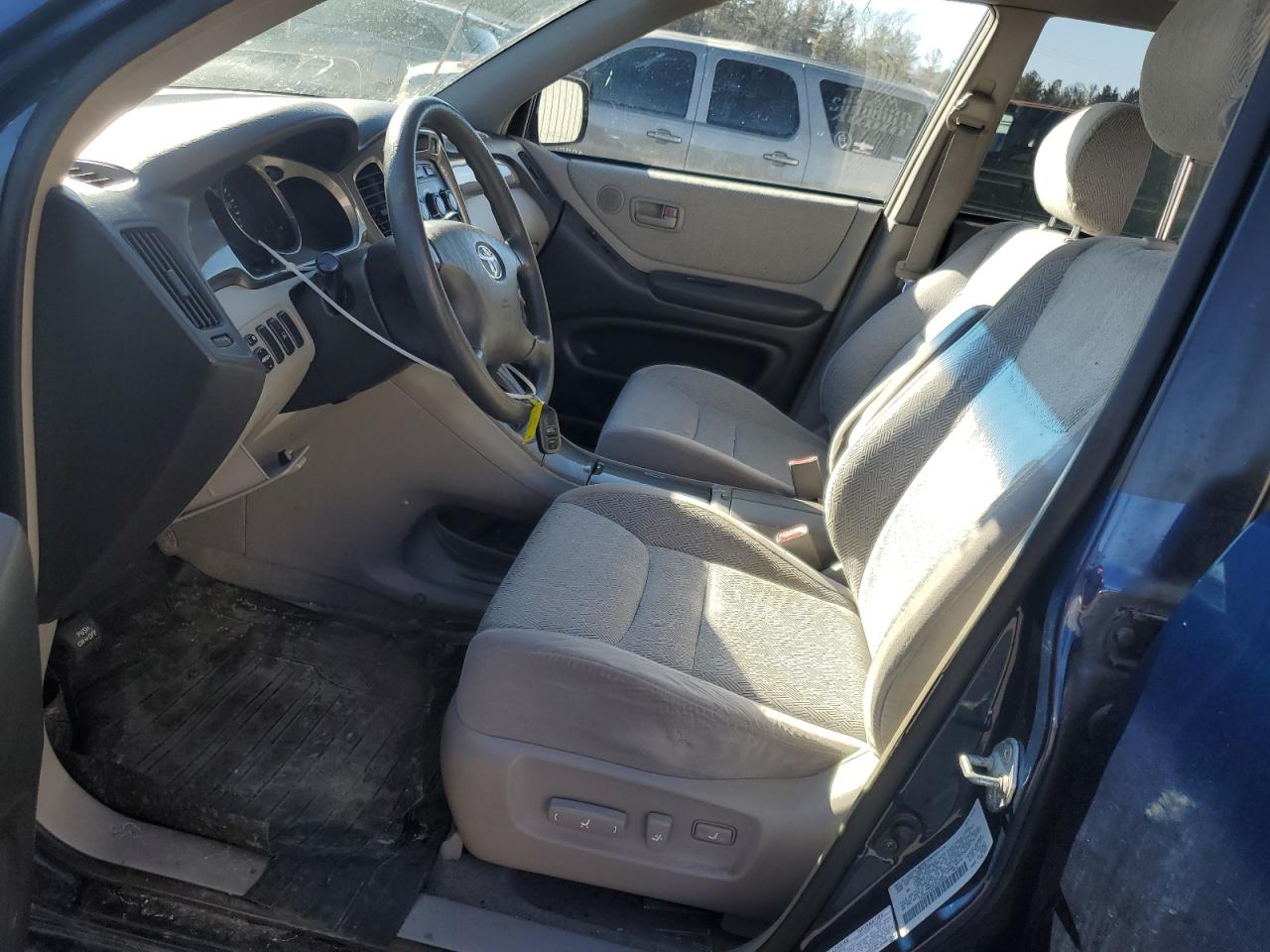 2003 Toyota Highlander - Image 7