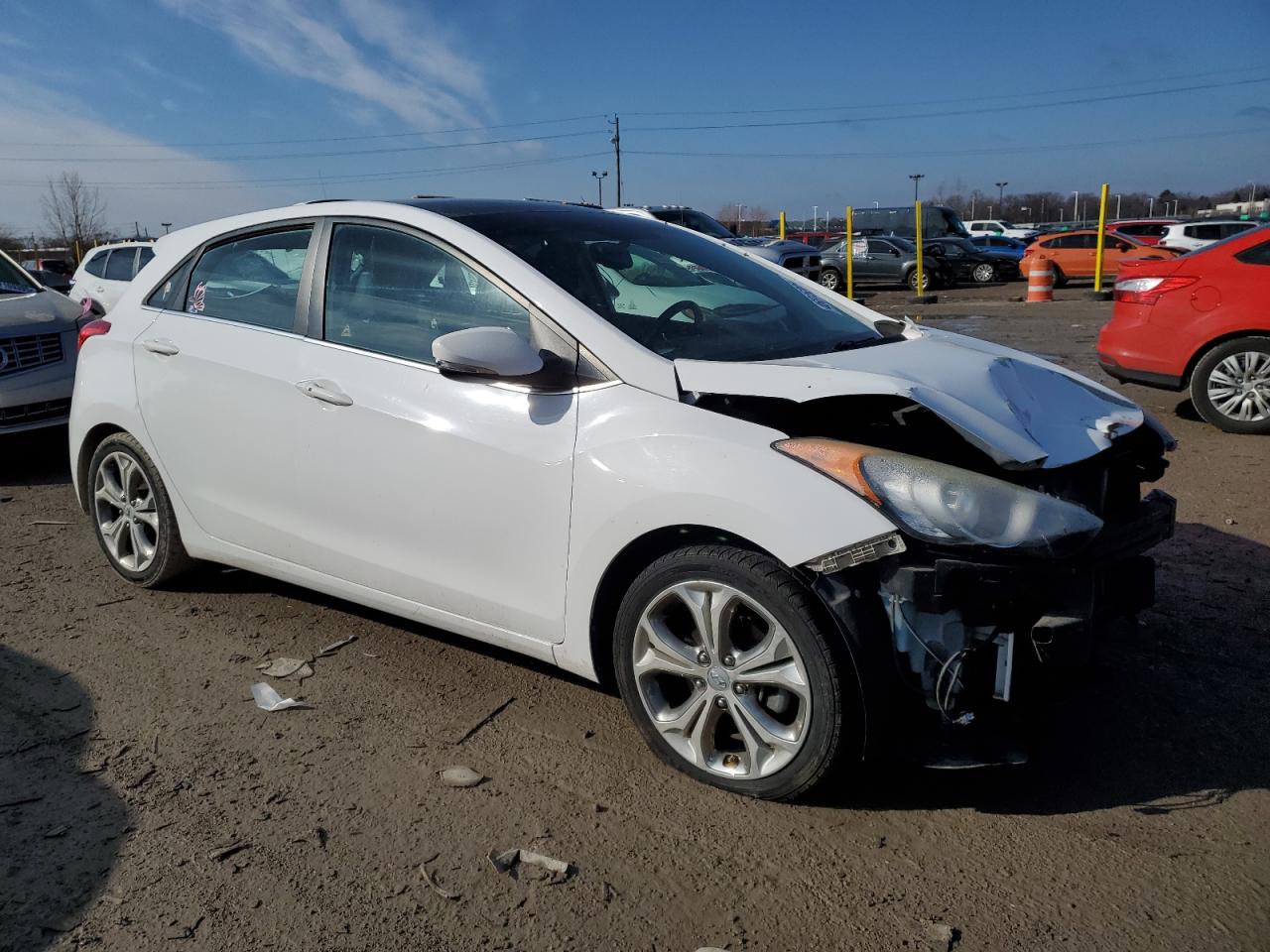 2013 Hyundai Elantra - Image 4