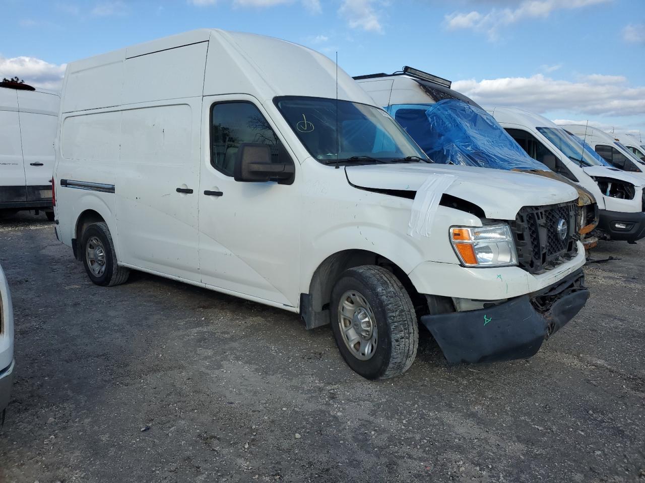 2016 Nissan NV - Image 4