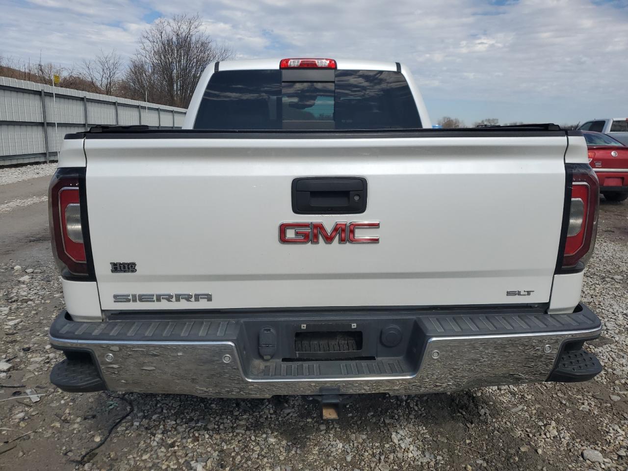 2018 GMC Sierra - Image 6