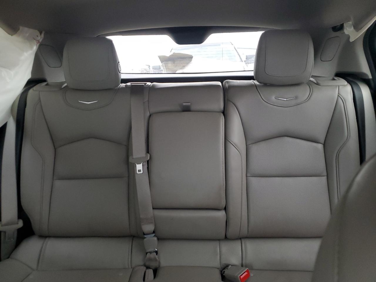 2019 Cadillac XT4 - Image 10
