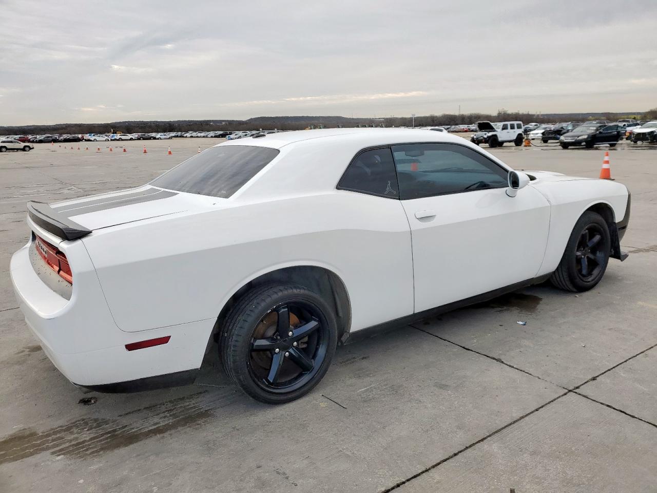 2011 Dodge Challenger - Image 3