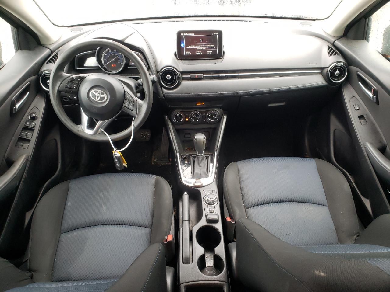 2018 Toyota Yaris - Image 8