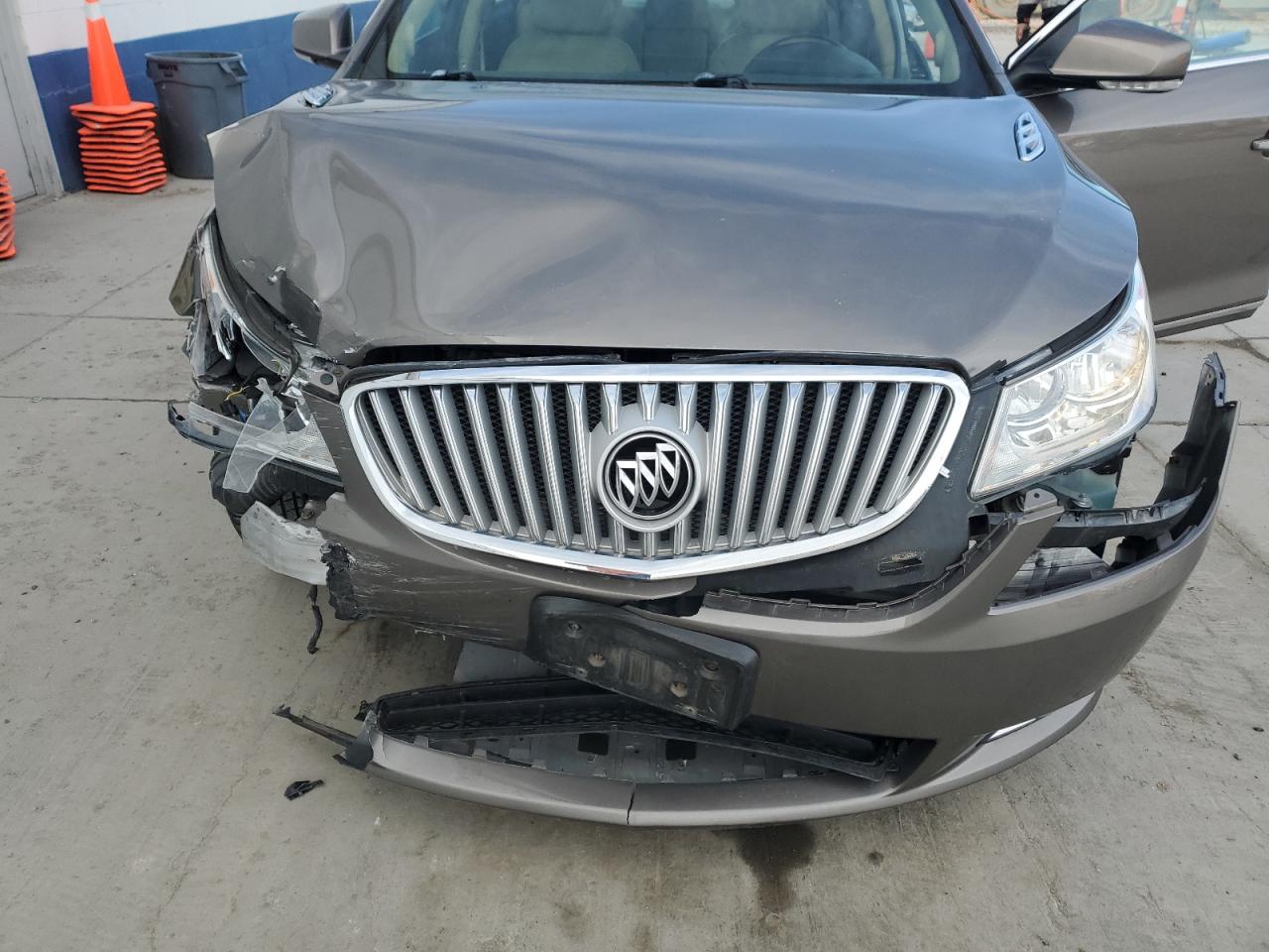 2010 Buick LaCrosse - Image 11