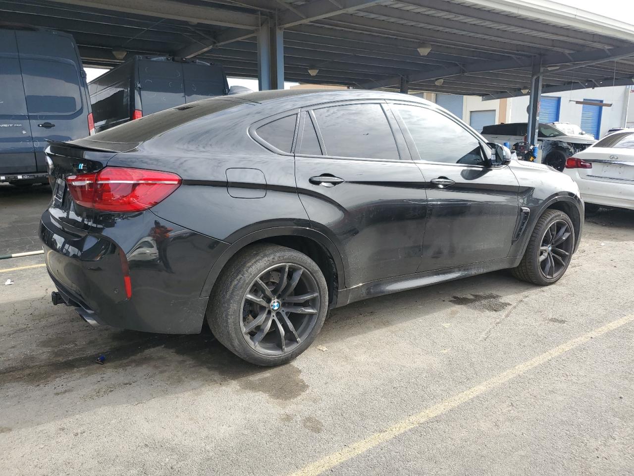 2015 BMW X6 - Image 3