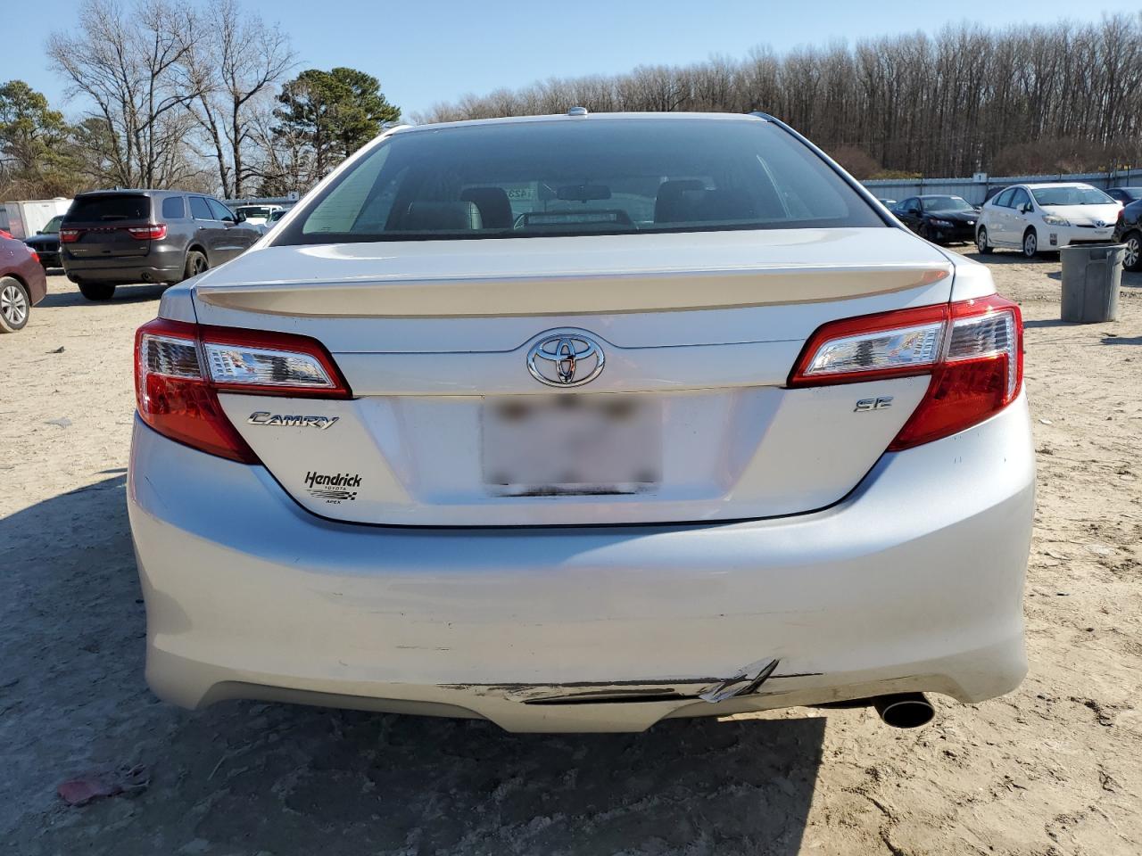 2014 Toyota Camry - Image 6