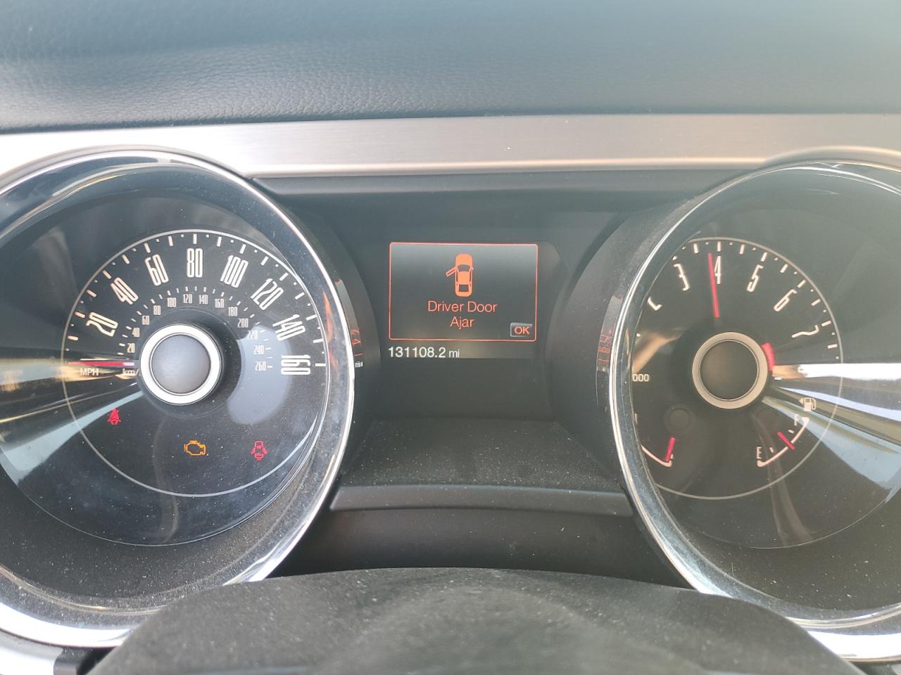 2014 Ford Mustang - Image 9