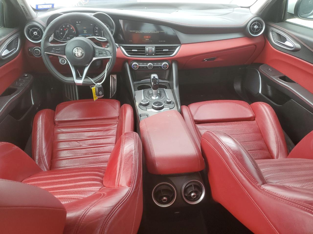 2018 Alfa Romeo Giulia - Image 8