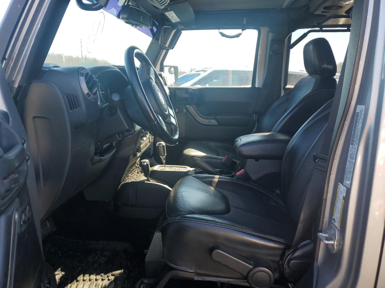 2016 Jeep Wrangler - Image 7